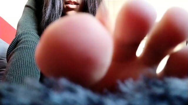 Spanish Giantess 21