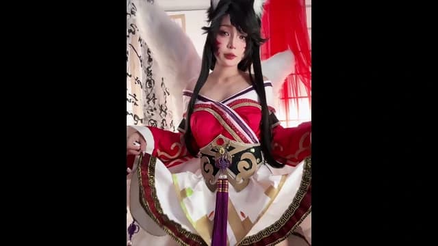 Umeko J - Ahri League of Legends Cosplay