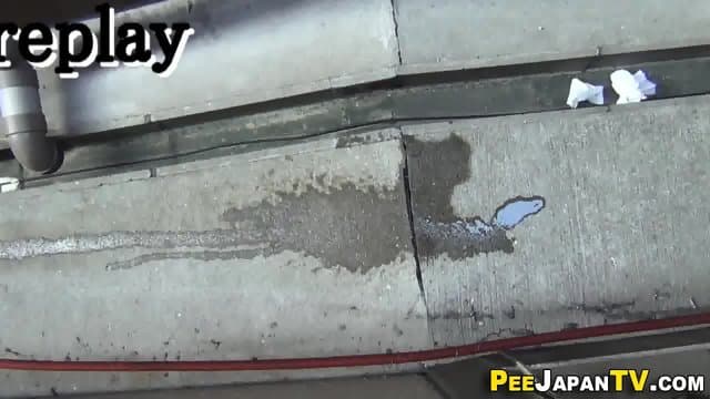 Odd asian goldenshower