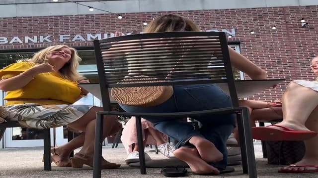 Amazing soles in flip flops