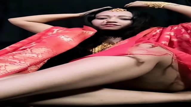 Indian hot woman make traditional style soo sexy