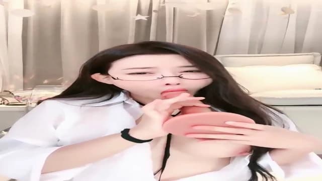 å­¦çå¦¹_èè_æé³_ä¸»æ­_é¼é½è¢«æè¿äºãç±³äºmiyaãä¸è¢é«è·æ¿æè£¸èéå·èªæ°å·æ°´_åç³ç´æ­_6