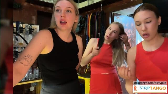 Lovely Young College Girl Licks Beautiful College Girl - during their work in a fast food!