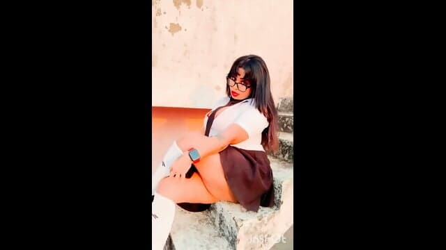 IG Hot Bold Model@shilpa_official_6.9 Sexy Cleavage Show