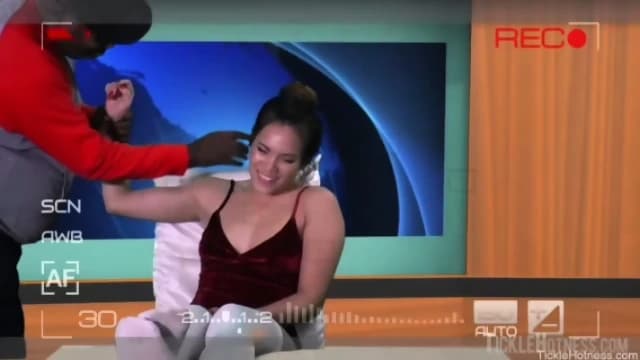 Ticklish Fetish Reporter