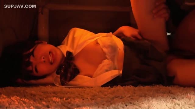 Looking Into The Kotatsu, My Daughter's Defenseless Panchira!IÂ Â Cast(s):Â Shiori KurakiÂ Â ,Â Kanon MomokouÂ Â ,Â Ayu SatouÂ 
