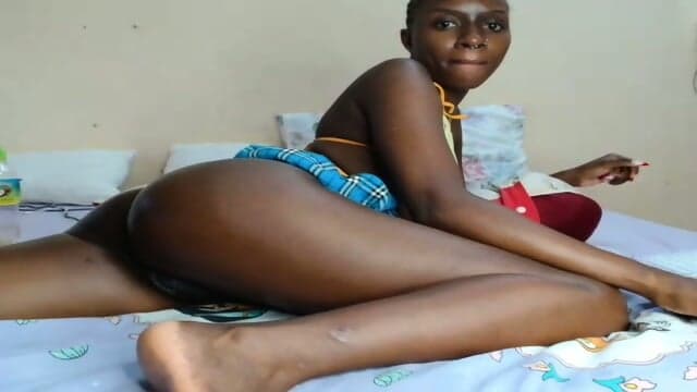Mickey's yummy oiled ass