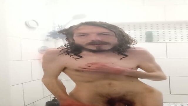 Taking A Quick A Shower Solo Male  Lithuanian