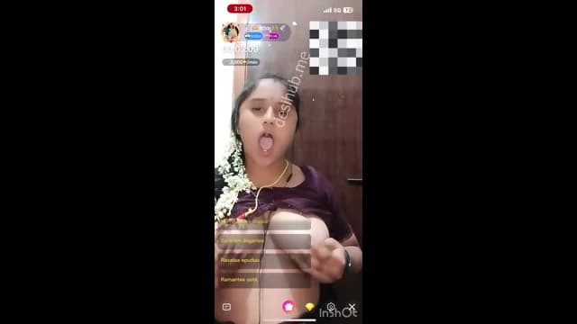 Sexy Tamil Wife in Purple Blouse and Gajra Live Boob Flash
