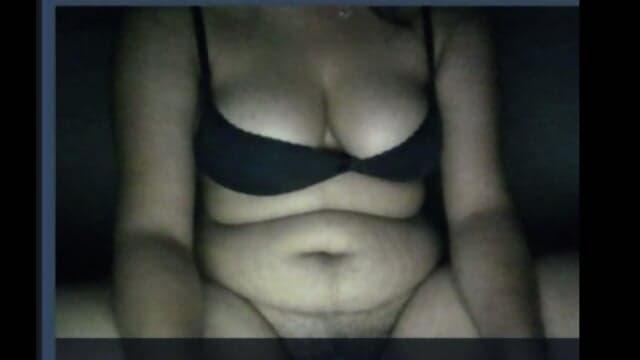 Girl Spreading Legs and Showing Asshole - Chatrandom/Online
