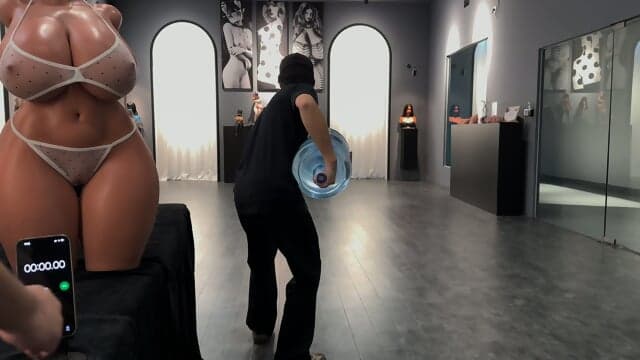 Video-Creative Display-ULW 884# Torso