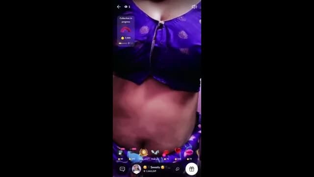 Horny Telugu Aunty Shows Her Huge Boobs & Face in Live Tango Sex Chat