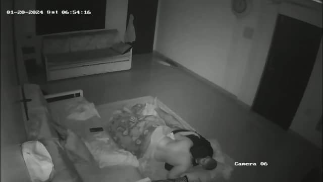 Desi bhabhi devar night sex pati ne pakdi cctv cam par