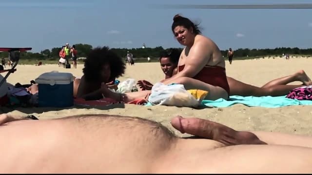 SWEET WEENIE PERV MAST HFO SPERM PERV Reaction of girls to erection and ejaculation.