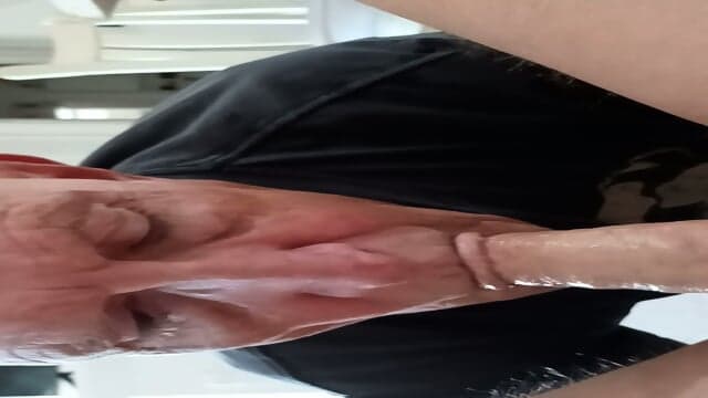 Bruce Wayne from Tequesta Florida eats cum with a quick blow and go