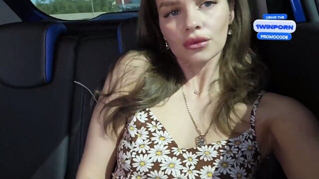 Gonzo porn chick jerks in public taxi, super hot!