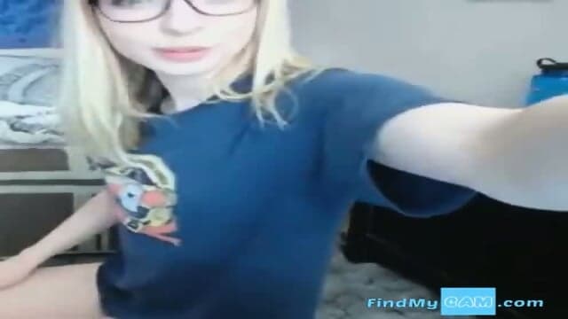 Blonde Solo Webcam Show