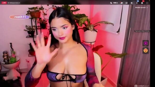 Hot Cam 08 / Latina Perfect Body Smoke With You