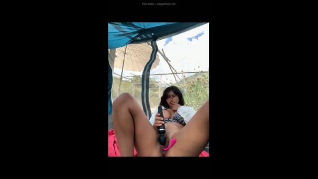 Swinger Naomi Has Fun With 2 Vibrators In Her Pussy