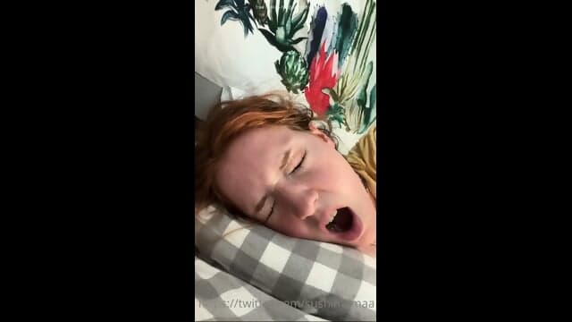 Sushia Masturbates With Two Vibrators At Once