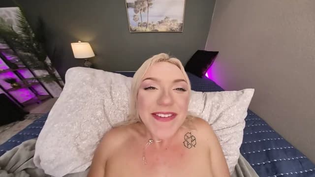 Gracie Gates - Bombshell VR