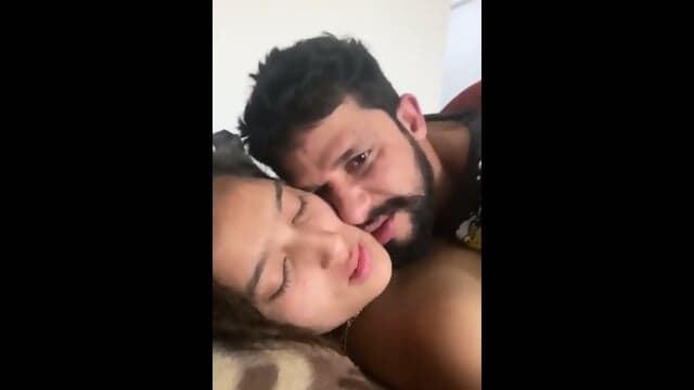 Srilankan newly-married Jaffna couple leaked sex video
