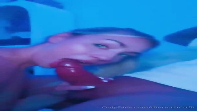 She Puts Her Hair Up For The Blowjob