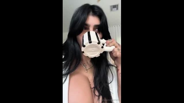 Mia Khalifa Try On Dress