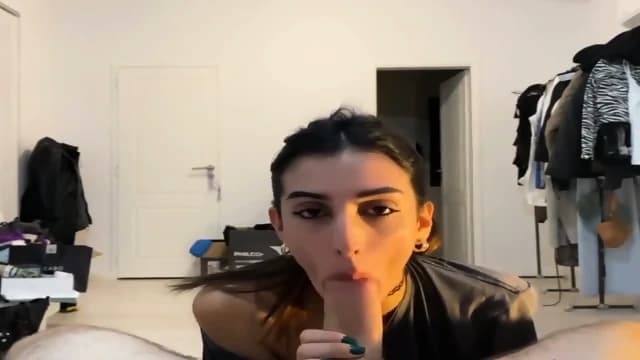 Pretty Girl With Tail Blowjob Homemade