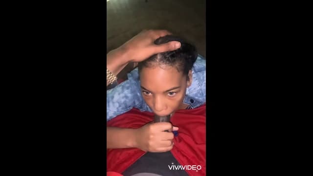 Eye Contact When She Eat The Dick