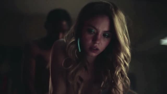 TABOO GIRLS / GOOD-GIRL LOOK