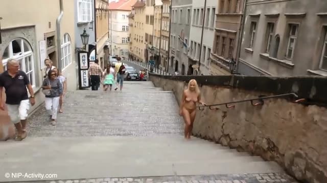 NIP ACTIVITY JESSICA P4 DESNUDA NUDA NUDE IN PUBLIC NUDITY