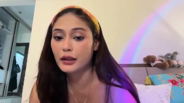 Indian Influencer Strip Chat Collection