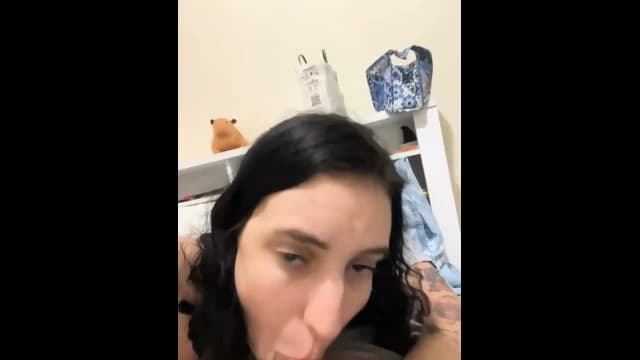 Branquinha Mamando Seu Macho