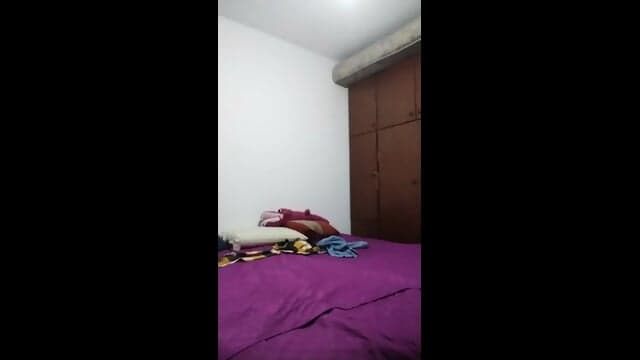 Gostosa Fodendo De Quatro E Cavalgando Durante Live