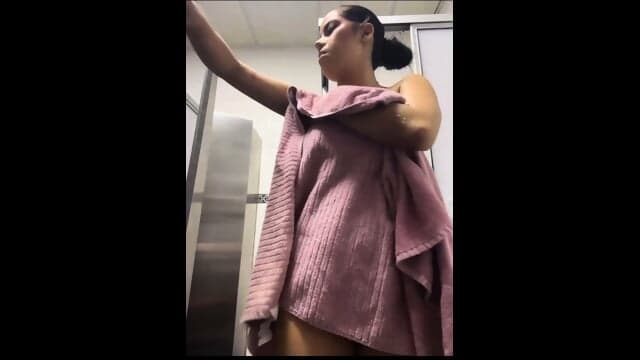 Shower Girl Cam Shvs Show