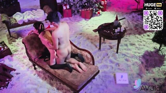 Sexy Asian Lady With Huge Ass Enjoys Sex