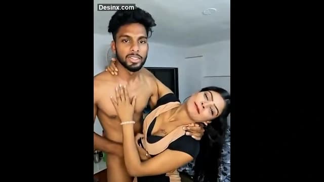 Beautiful Desi Couple Tamanna Blowjob To Partner With Full Face Show