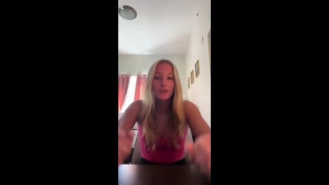 Blonde Webcam Live Soles Reverse Motion