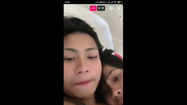 Lesbian Cantik Yg Tatoan Nafsunya Gede 6