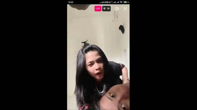 Lesbian Cantik Yg Tatoan Nafsunya Gede 7