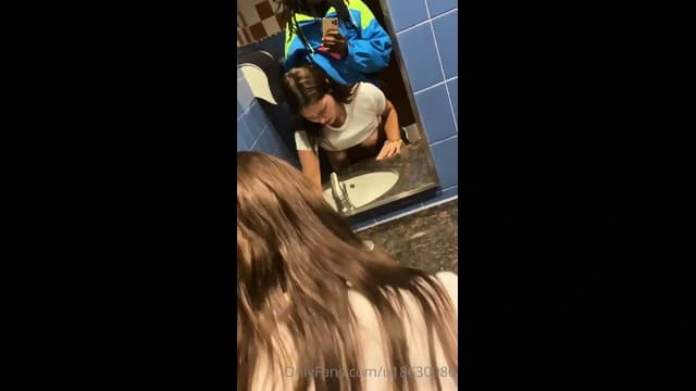 Vivian Taylor - Putitoncam OF
