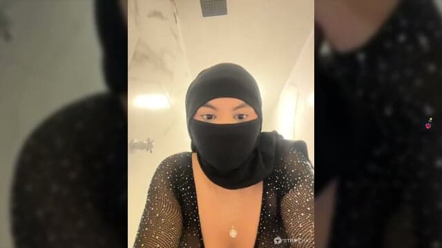Naileaa Have On Black Veil And Lingerie