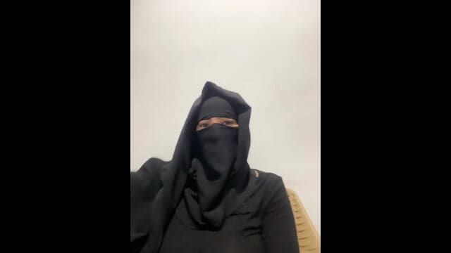 Hijabi Hotgirl Have Black Outfit