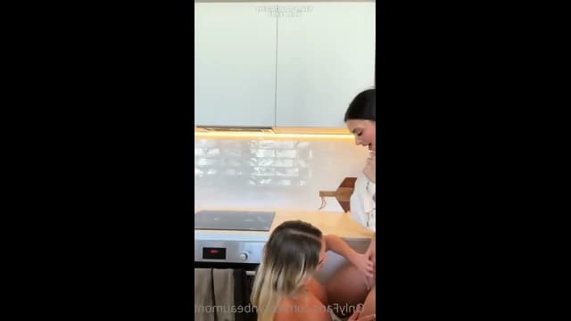 Shania.Perrett And Caryn Beaumont Make Each Other Wet In The Kitchen