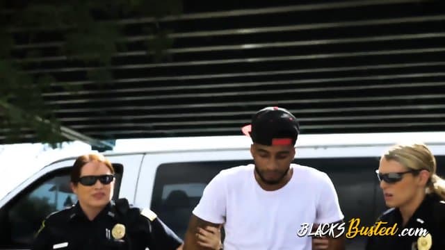 Skinny thug demolishes perverted milf cops punani hard