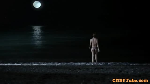 ENF Hot Girl Caught Skinny Dipping At Night