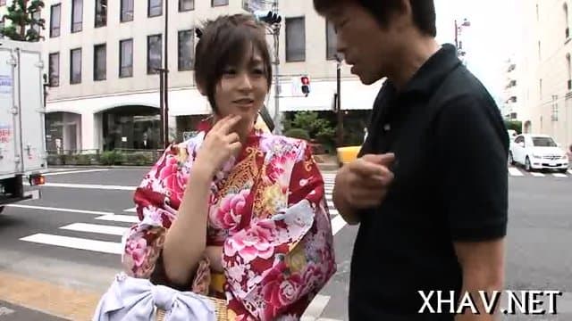 Young Asian slut didlo tease